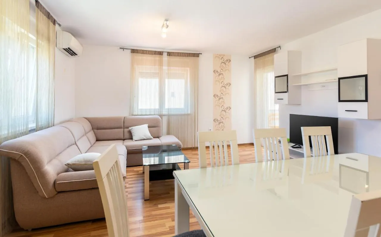 Guest house Dragan K1 Hotel Medulin
